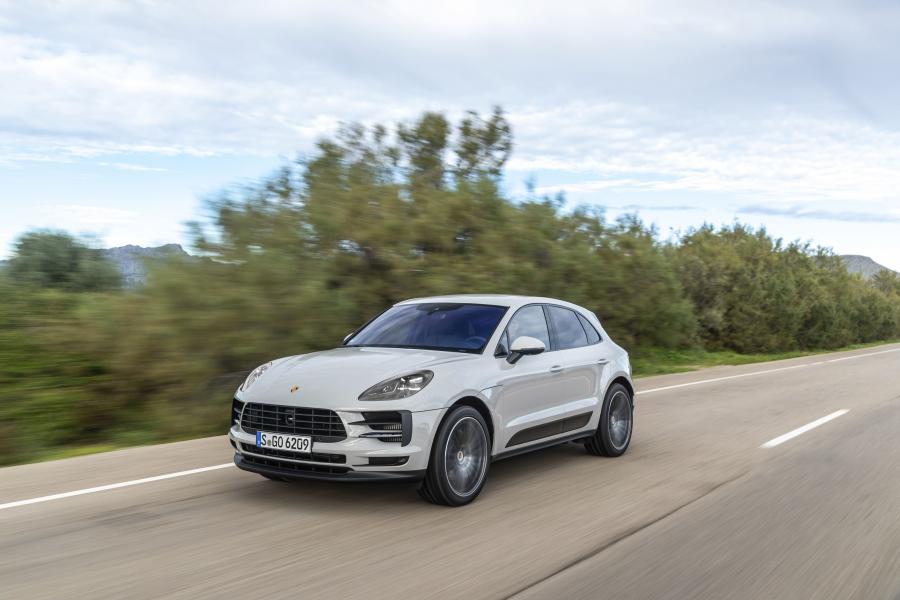  Porsche Macan S (95B) 2018 года  (WW) (фото 45 из 235)